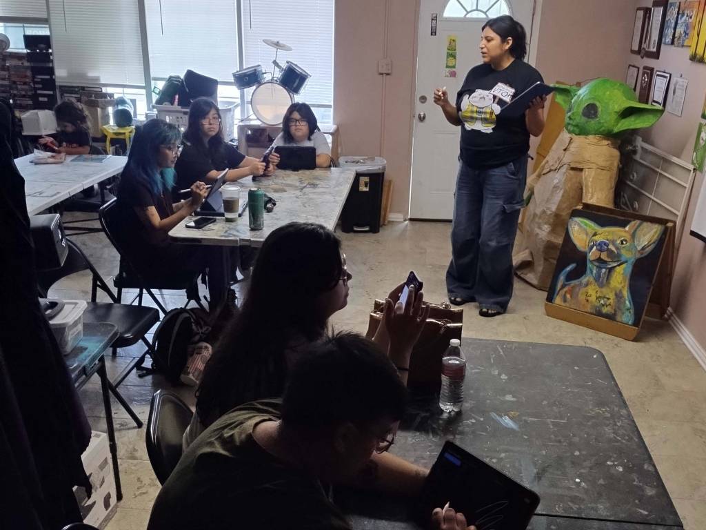 intro-digital-art-class